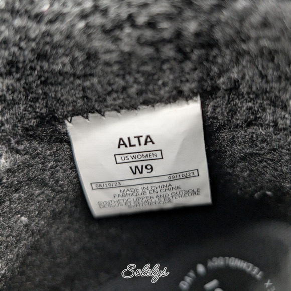 Vessi Alta Womens 9 High Top Asphalt Black White Waterproof DymaTex Sneaker Boot - Picture 6 of 8